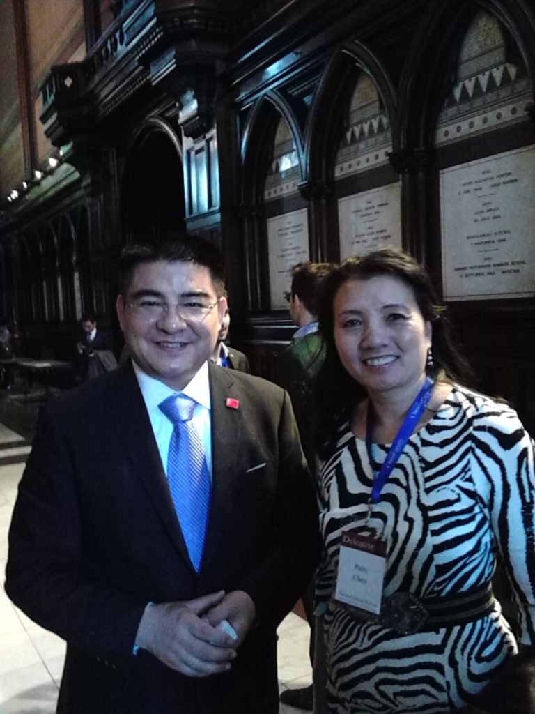 with Chen Guangbiao at Harvard University’s Sanders Theatre 与企业家和慈善家陈光标在哈佛大学